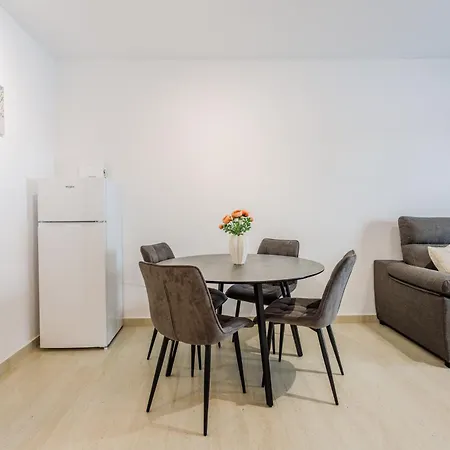 דירה Seaside Elegant 1br Flat In Prime Location *