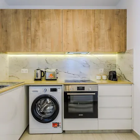 דירה Seaside Elegant 1br Flat In Prime Location *