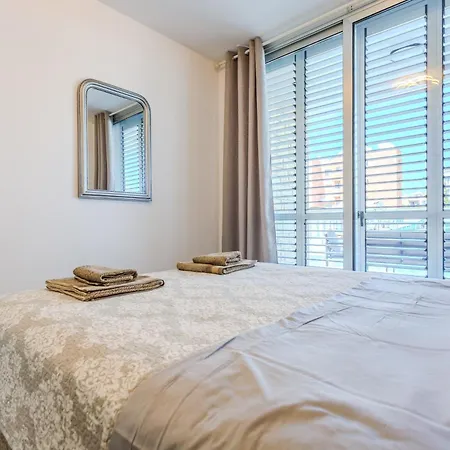 דירה Seaside Elegant 1br Flat In Prime Location פאפוס